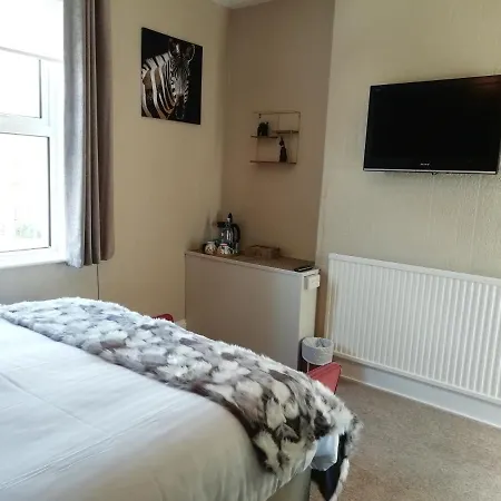 Konukevi Vallum House